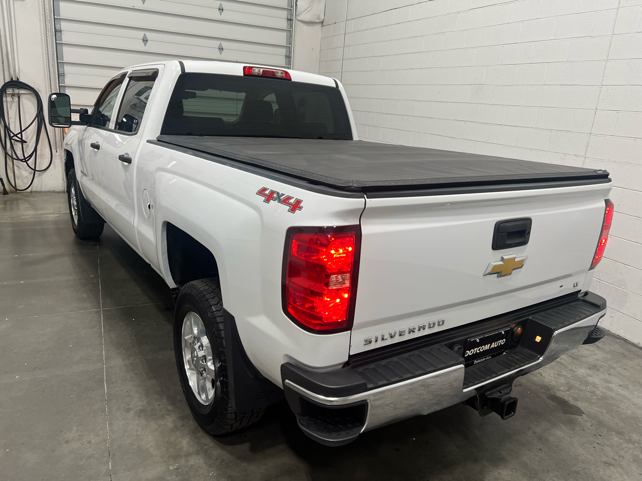 Chevrolet Silverado 2500HD LT Crew Cab Long Box 4WD 2015