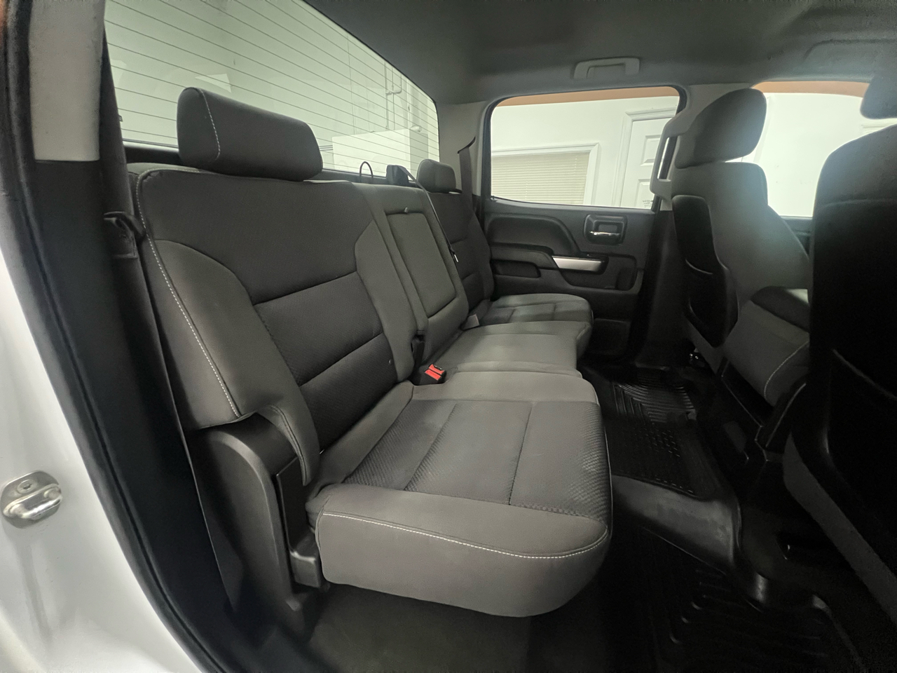 Chevrolet Silverado 2500HD LT Crew Cab Long Box 4WD 2015