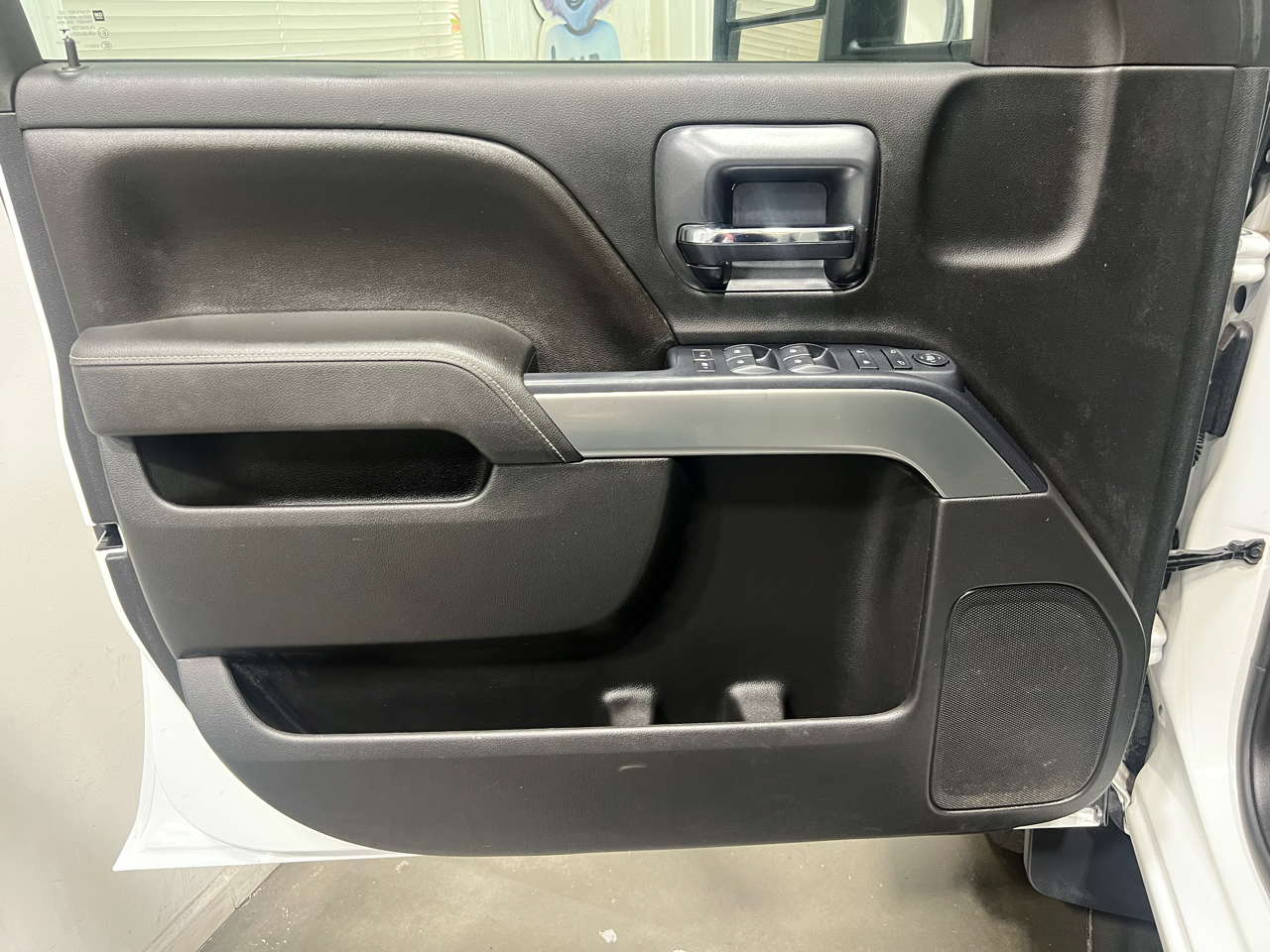 Chevrolet Silverado 2500HD LT Crew Cab Long Box 4WD 2015