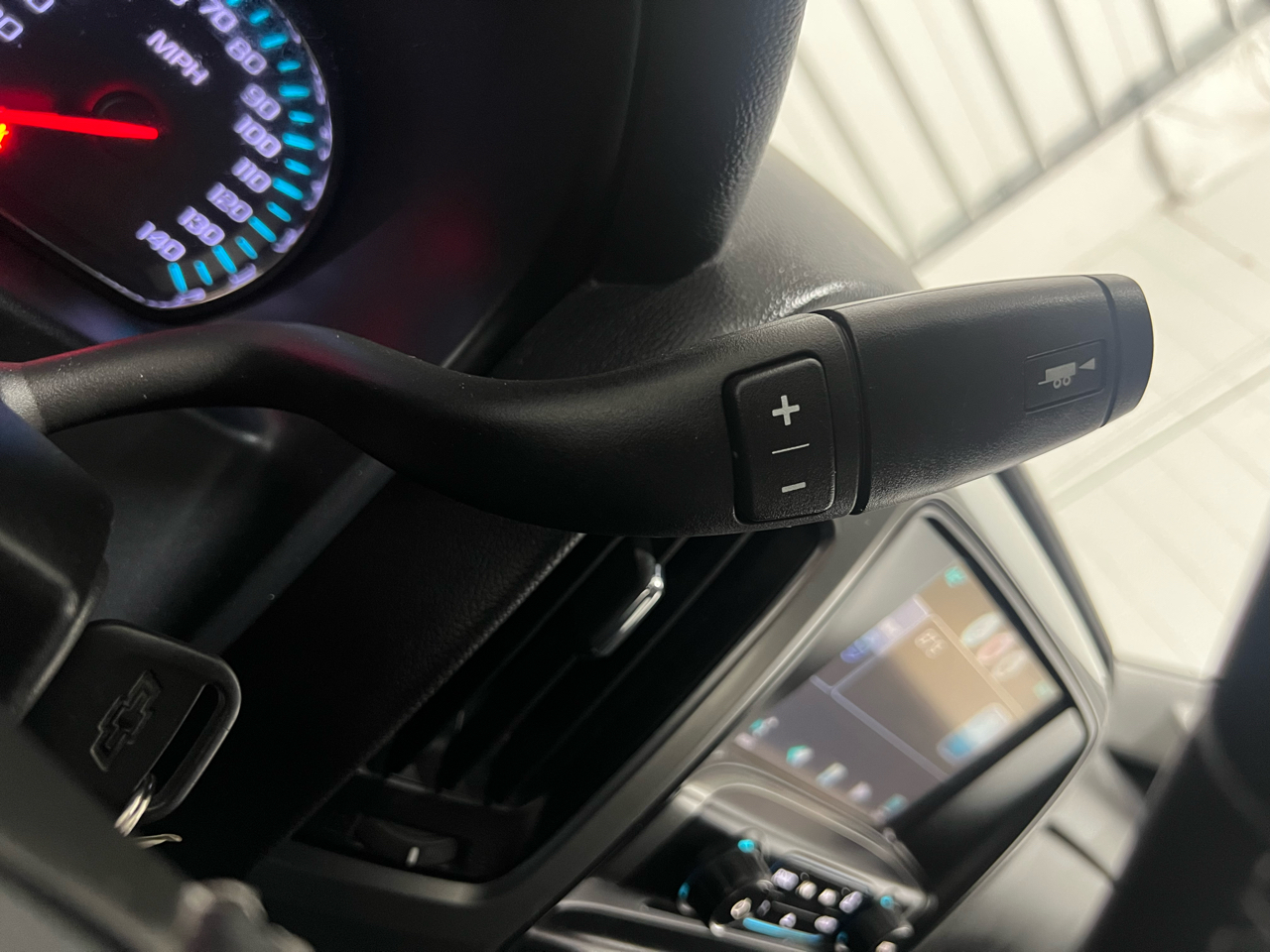 Chevrolet Silverado 2500HD LT Crew Cab Long Box 4WD 2015