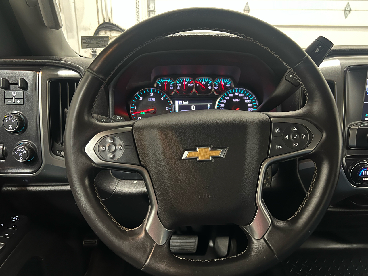 Chevrolet Silverado 2500HD LT Crew Cab Long Box 4WD 2015