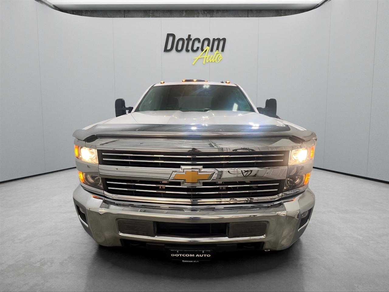 Chevrolet Silverado 2500HD LT Crew Cab Long Box 4WD 2015