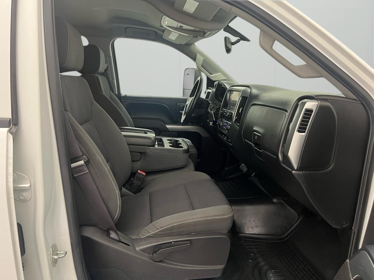 Chevrolet Silverado 2500HD LT Crew Cab Long Box 4WD 2015