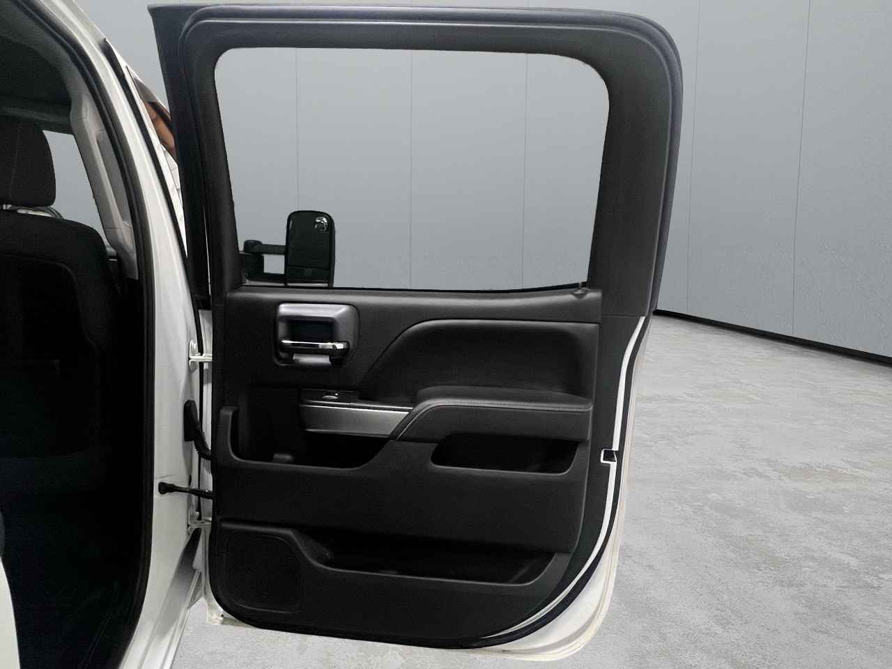 Chevrolet Silverado 2500HD LT Crew Cab Long Box 4WD 2015