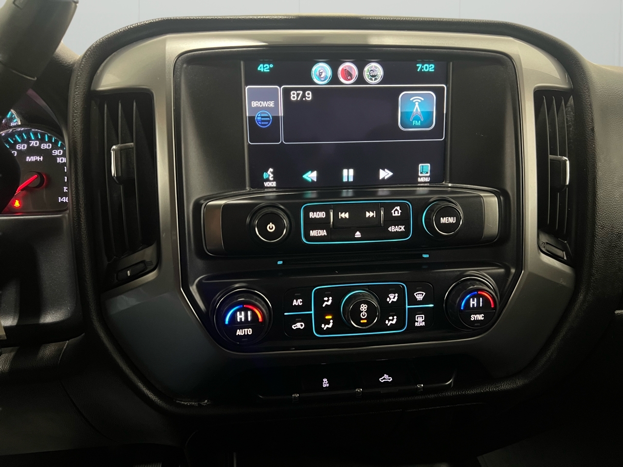 Chevrolet Silverado 2500HD LT Crew Cab Long Box 4WD 2015