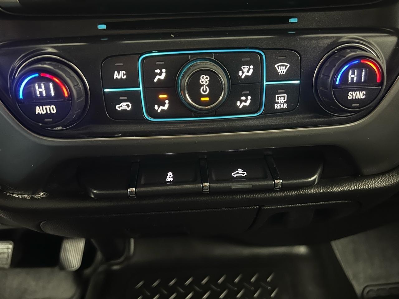 Chevrolet Silverado 2500HD LT Crew Cab Long Box 4WD 2015