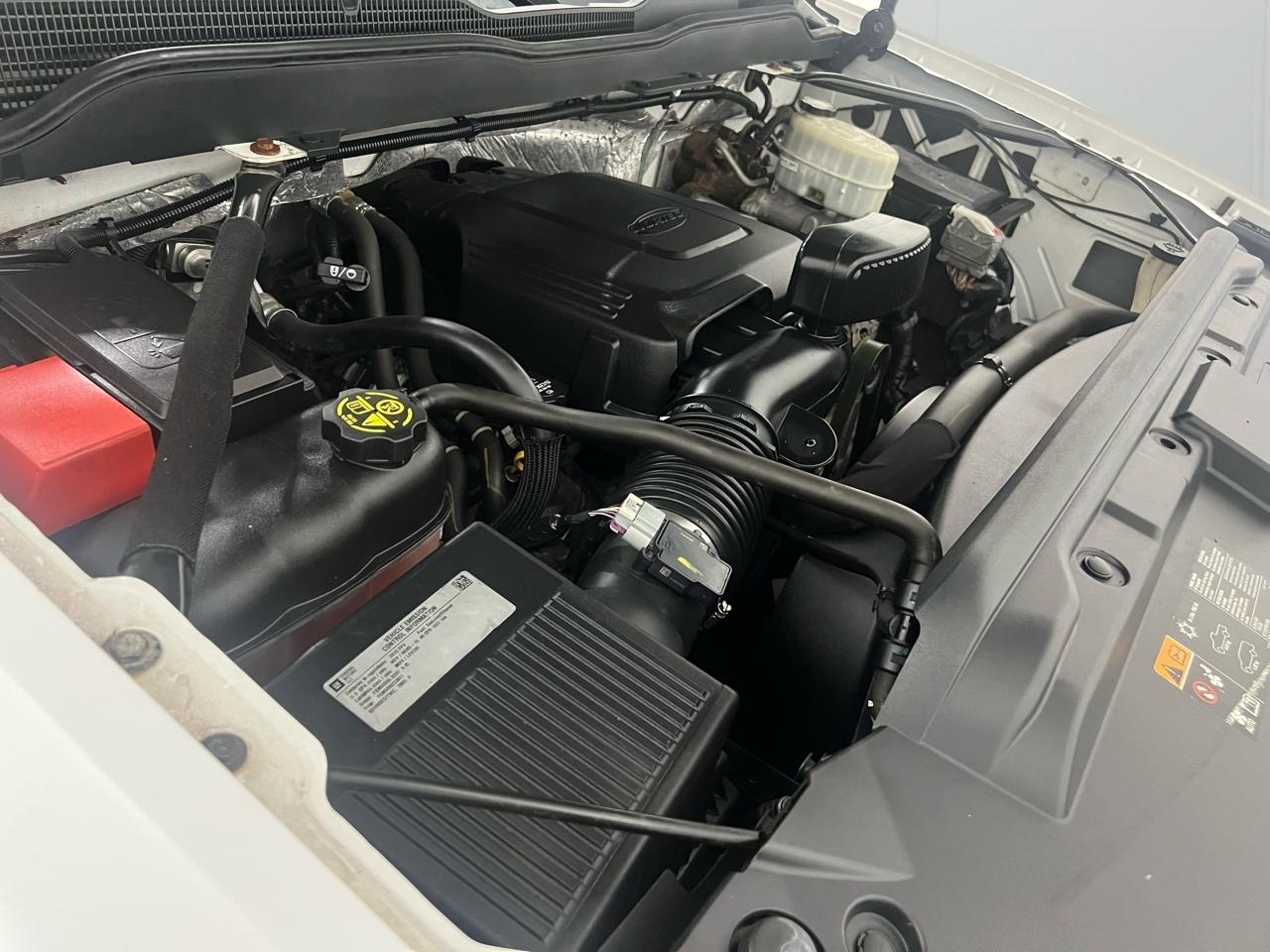 Chevrolet Silverado 2500HD LT Crew Cab Long Box 4WD 2015