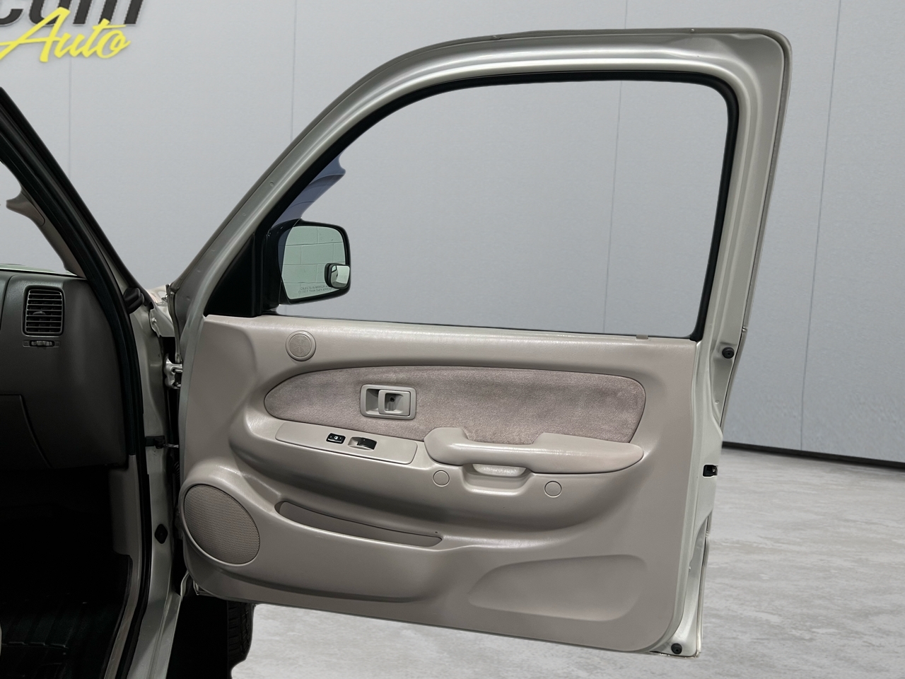 Toyota Tacoma Xtracab V6 4WD 2004