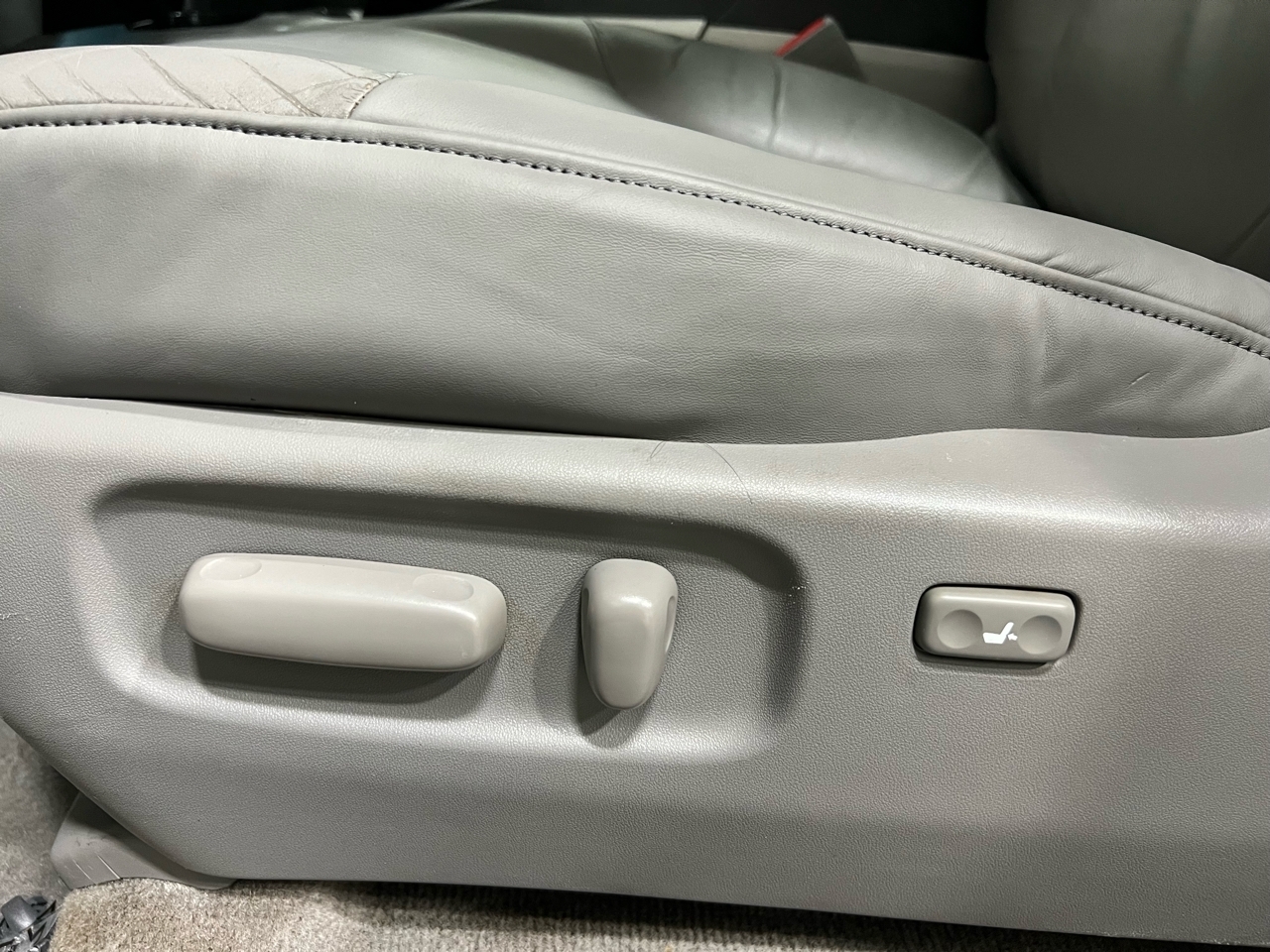 Toyota 4Runner Limited 4WD 2004