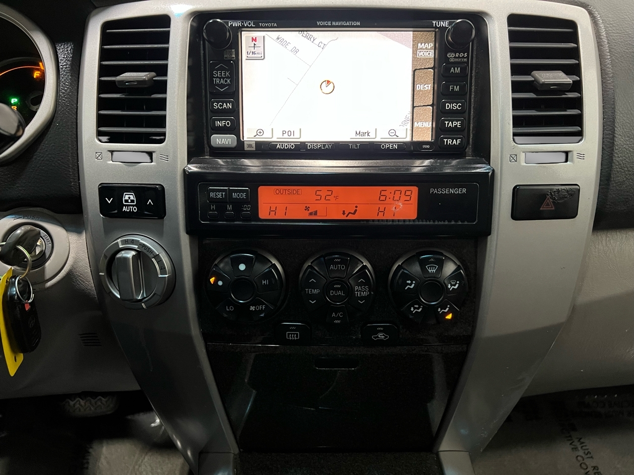 Toyota 4Runner Limited 4WD 2004