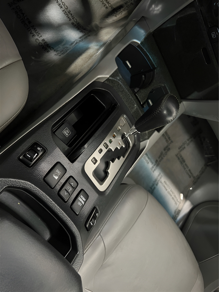 Toyota 4Runner Limited 4WD 2004