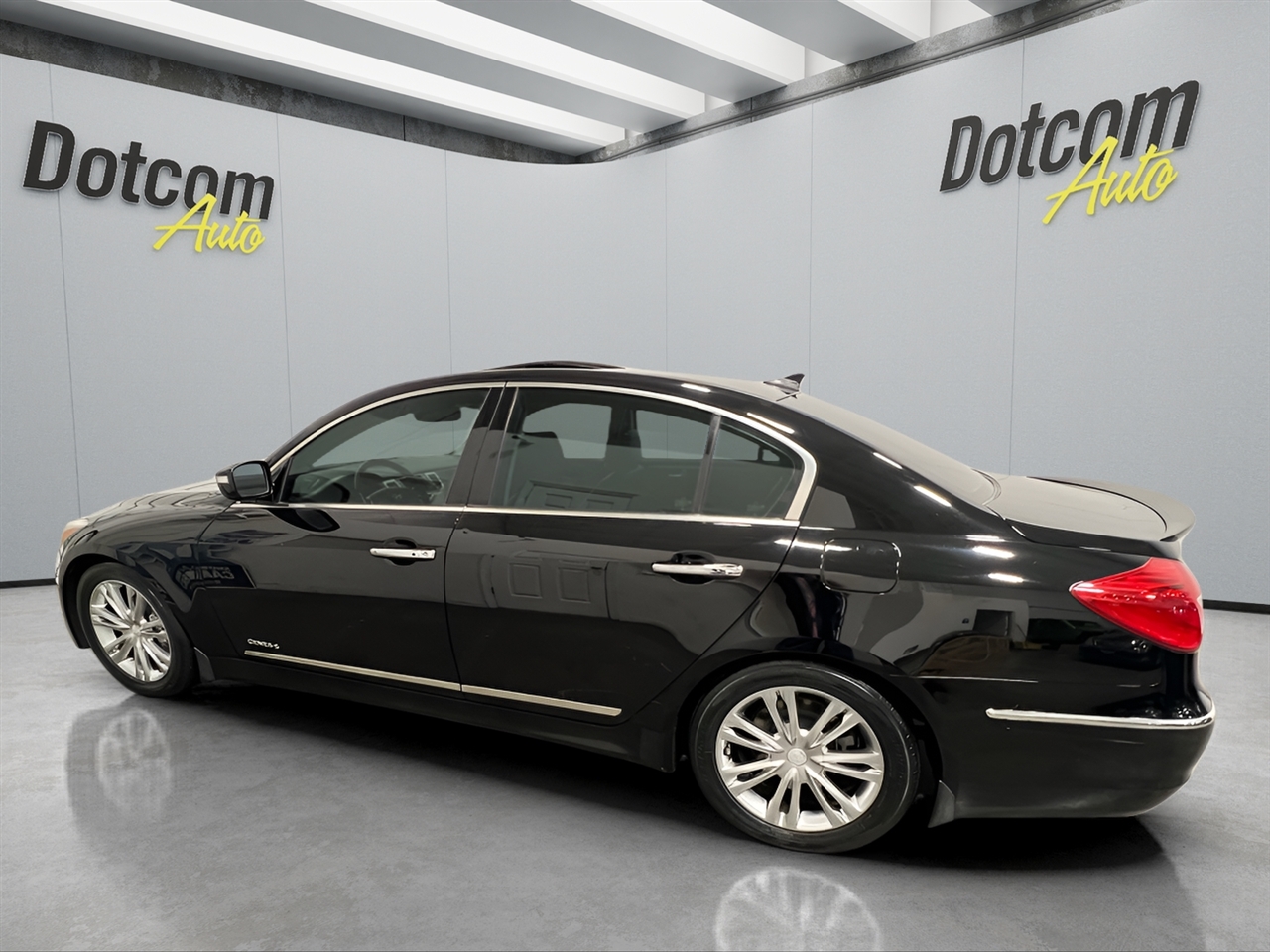 Hyundai Genesis 3.8L 2013