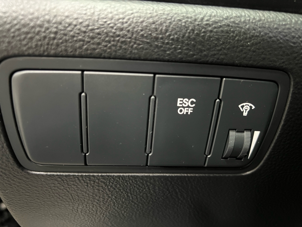 Hyundai Genesis 3.8L 2013