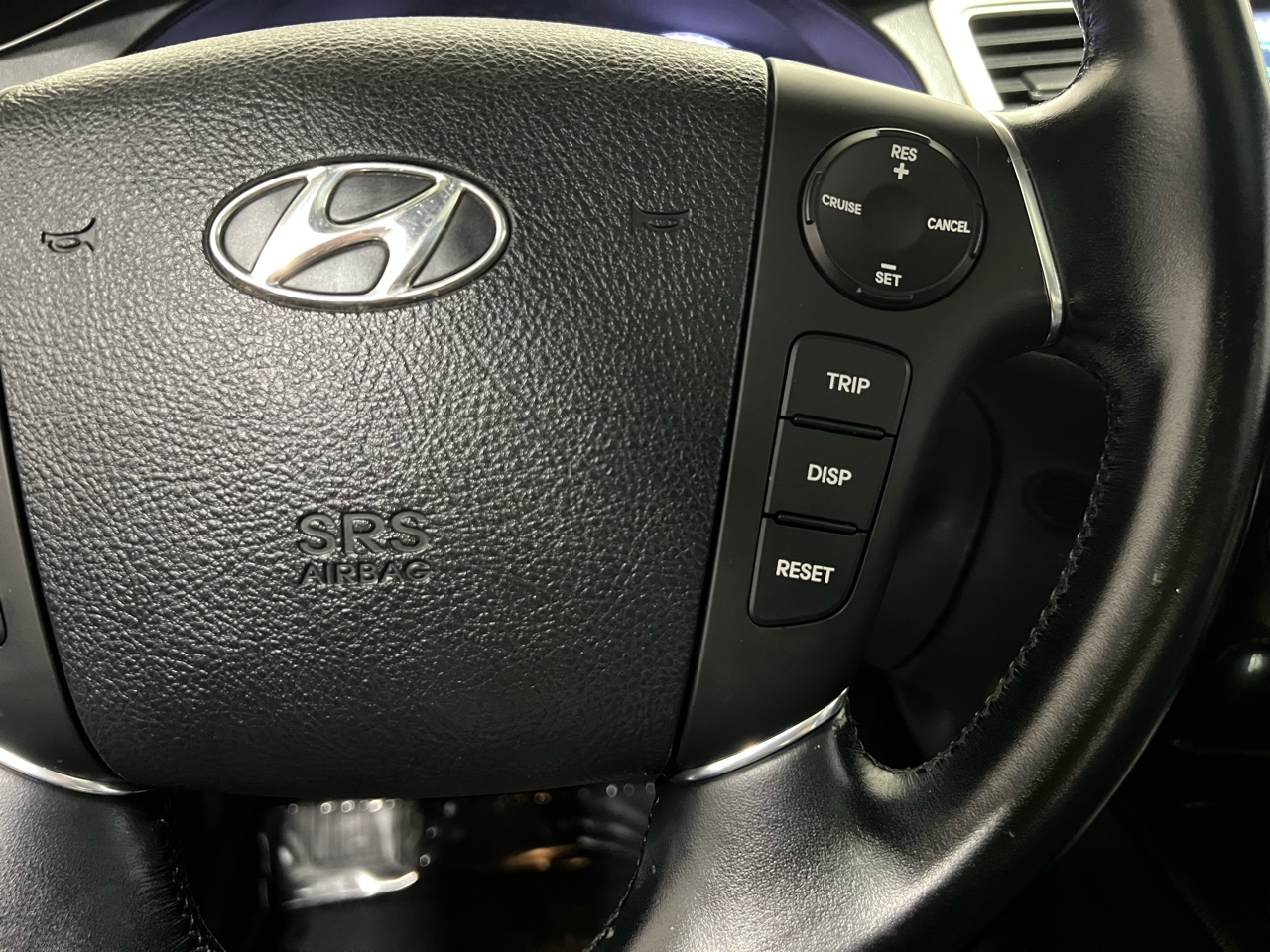Hyundai Genesis 3.8L 2013