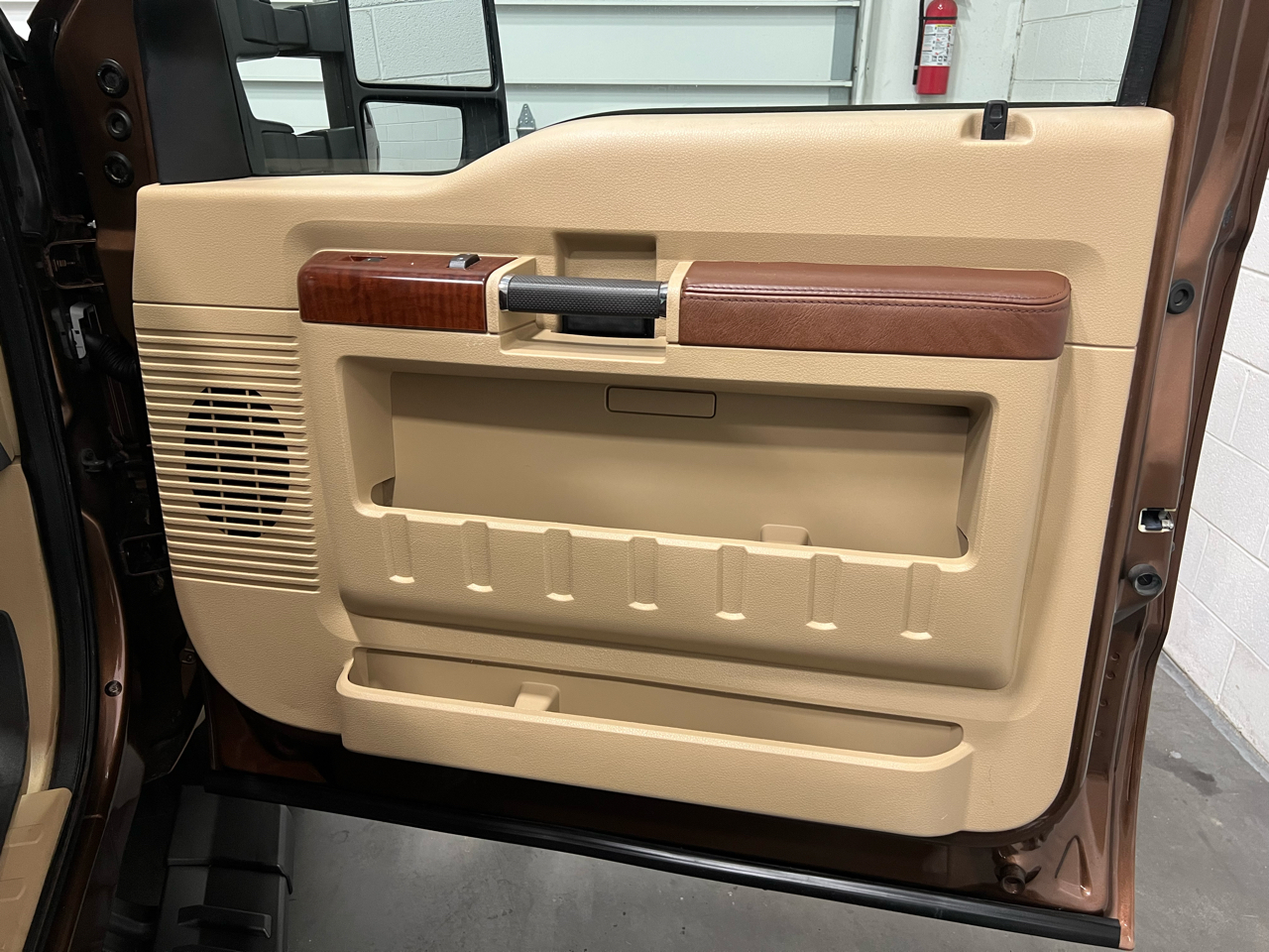 Ford F-250 SD XLT Crew Cab Long Bed 4WD 2011