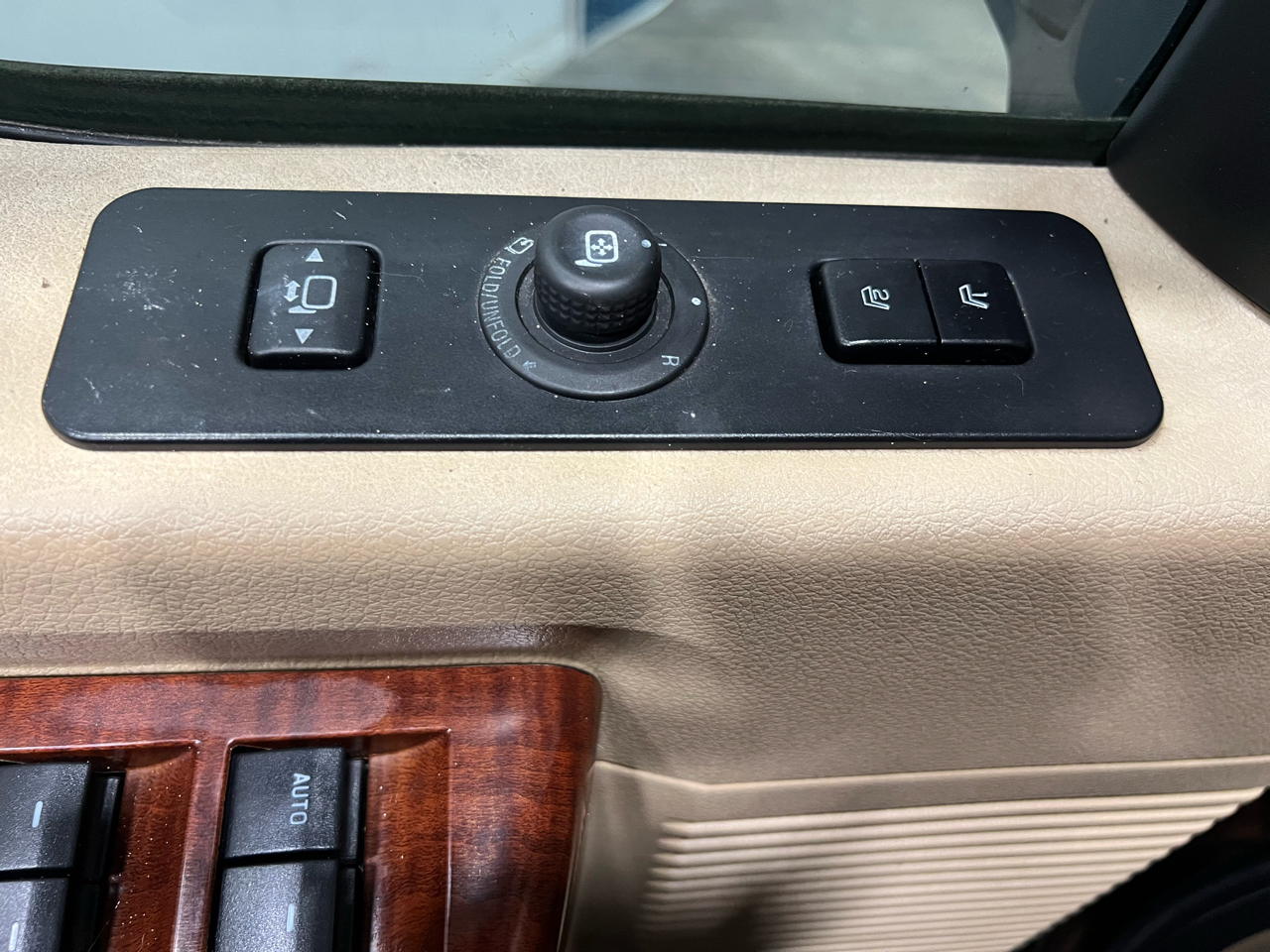 Ford F-250 SD XLT Crew Cab Long Bed 4WD 2011