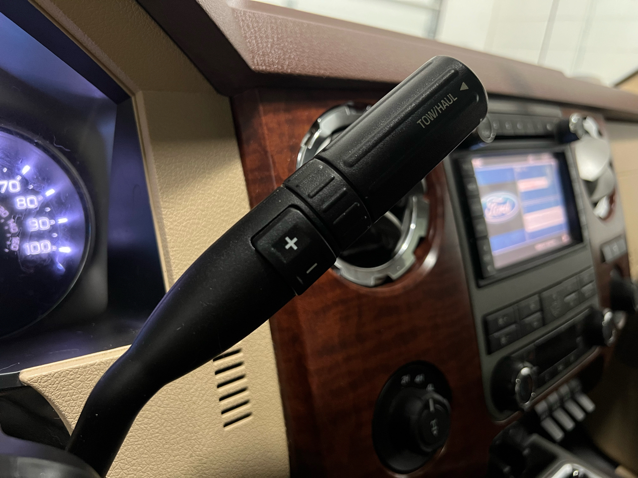 Ford F-250 SD XLT Crew Cab Long Bed 4WD 2011