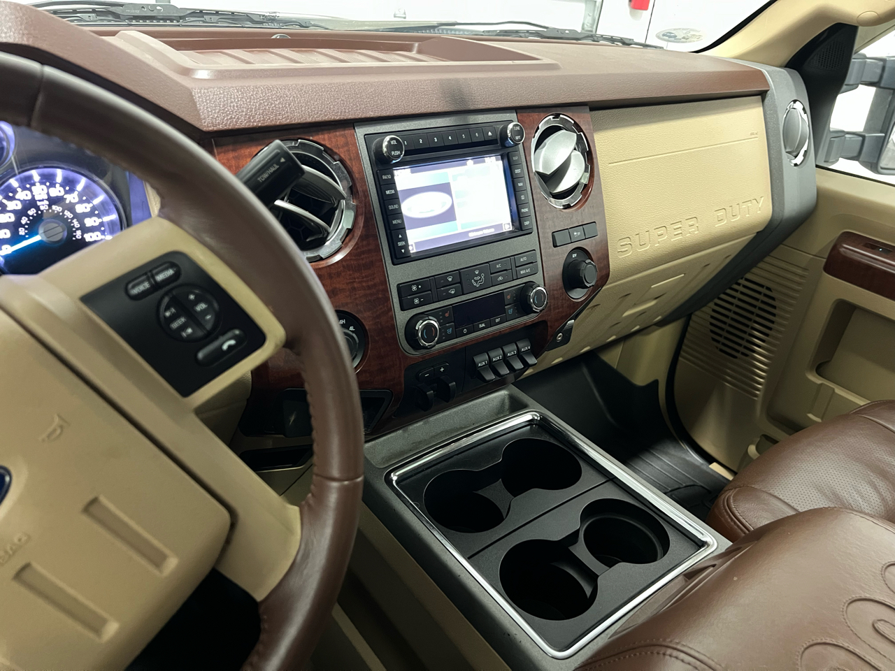 Ford F-250 SD XLT Crew Cab Long Bed 4WD 2011