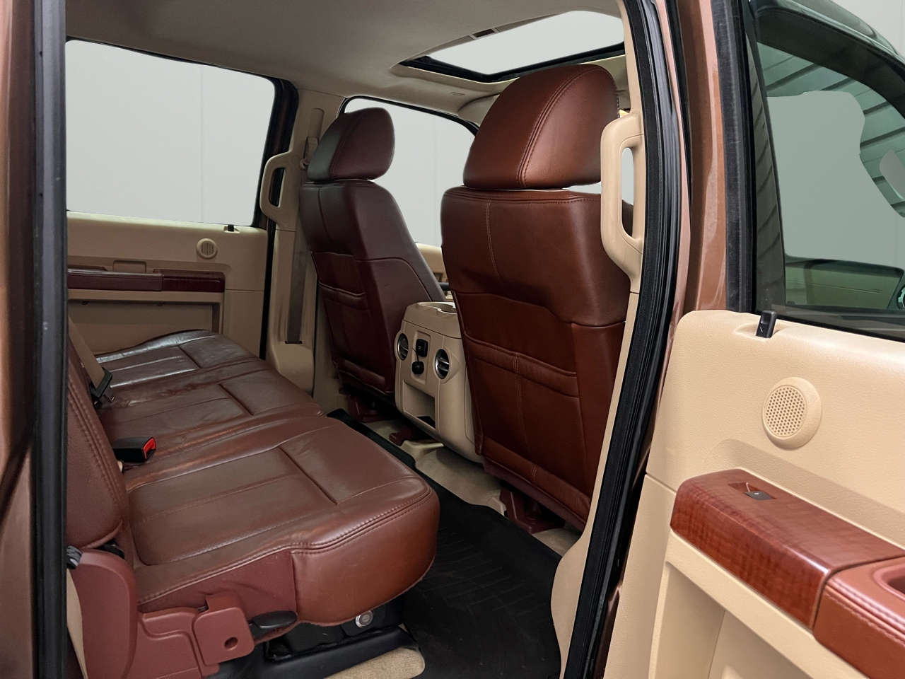 Ford F-250 SD Lariat Crew Cab Long Bed 4WD 2011