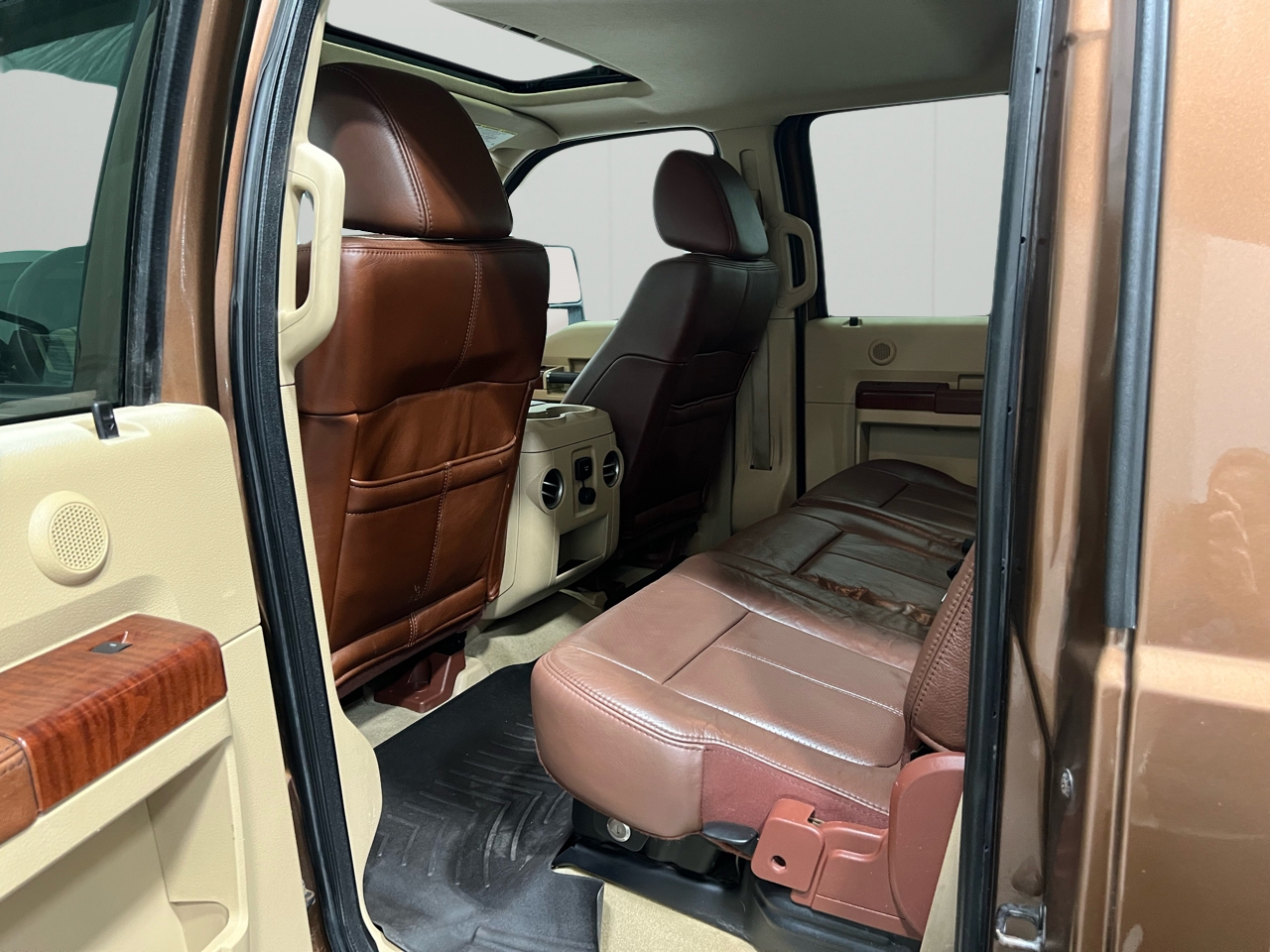 Ford F-250 SD Lariat Crew Cab Long Bed 4WD 2011