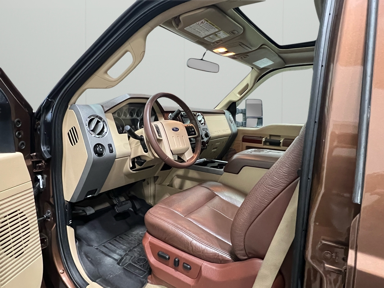 Ford F-250 SD Lariat Crew Cab Long Bed 4WD 2011