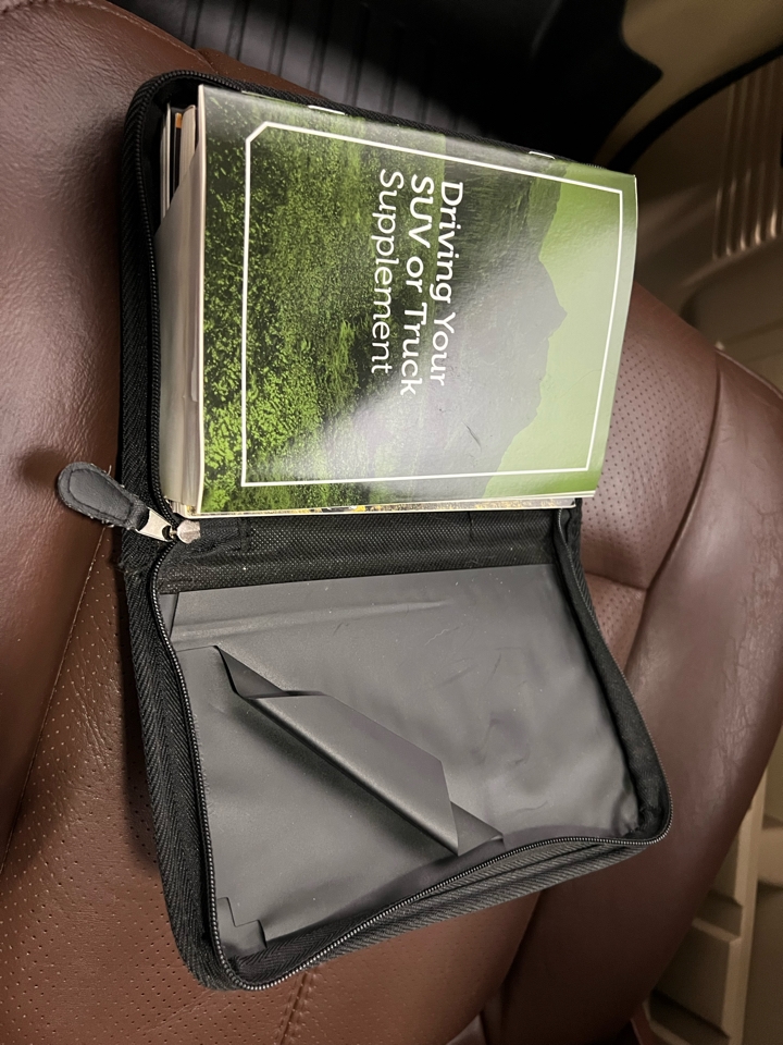 Ford F-250 SD Lariat Crew Cab Long Bed 4WD 2011