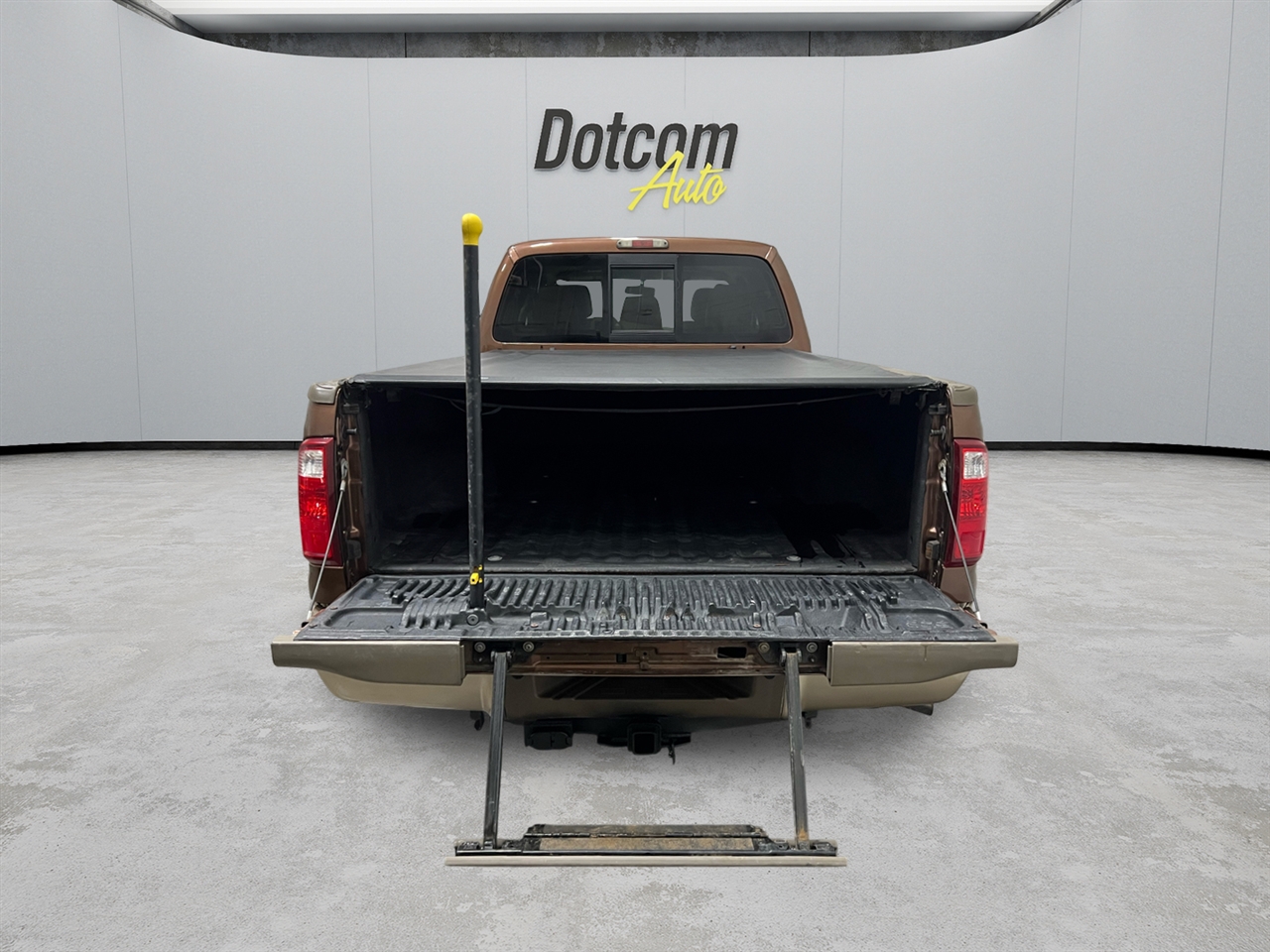 Ford F-250 SD Lariat Crew Cab Long Bed 4WD 2011