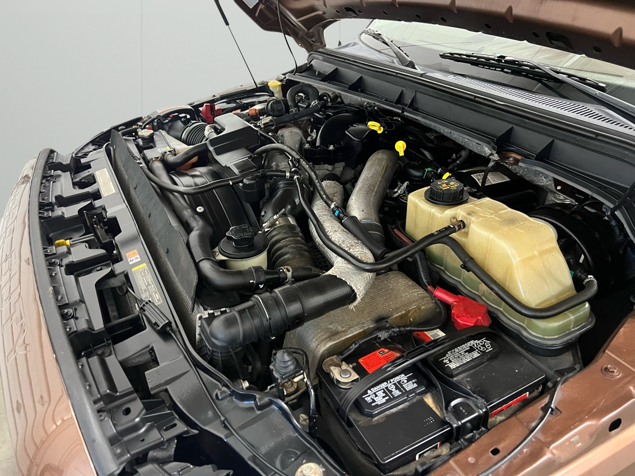 Ford F-250 SD Lariat Crew Cab Long Bed 4WD 2011