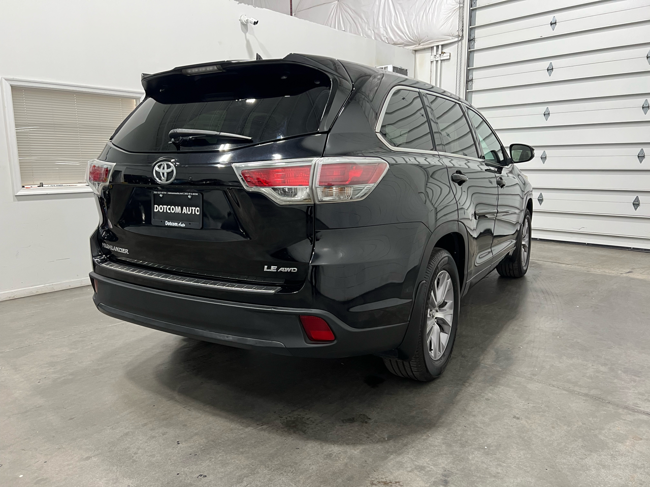 Toyota Highlander LE AWD V6 2016