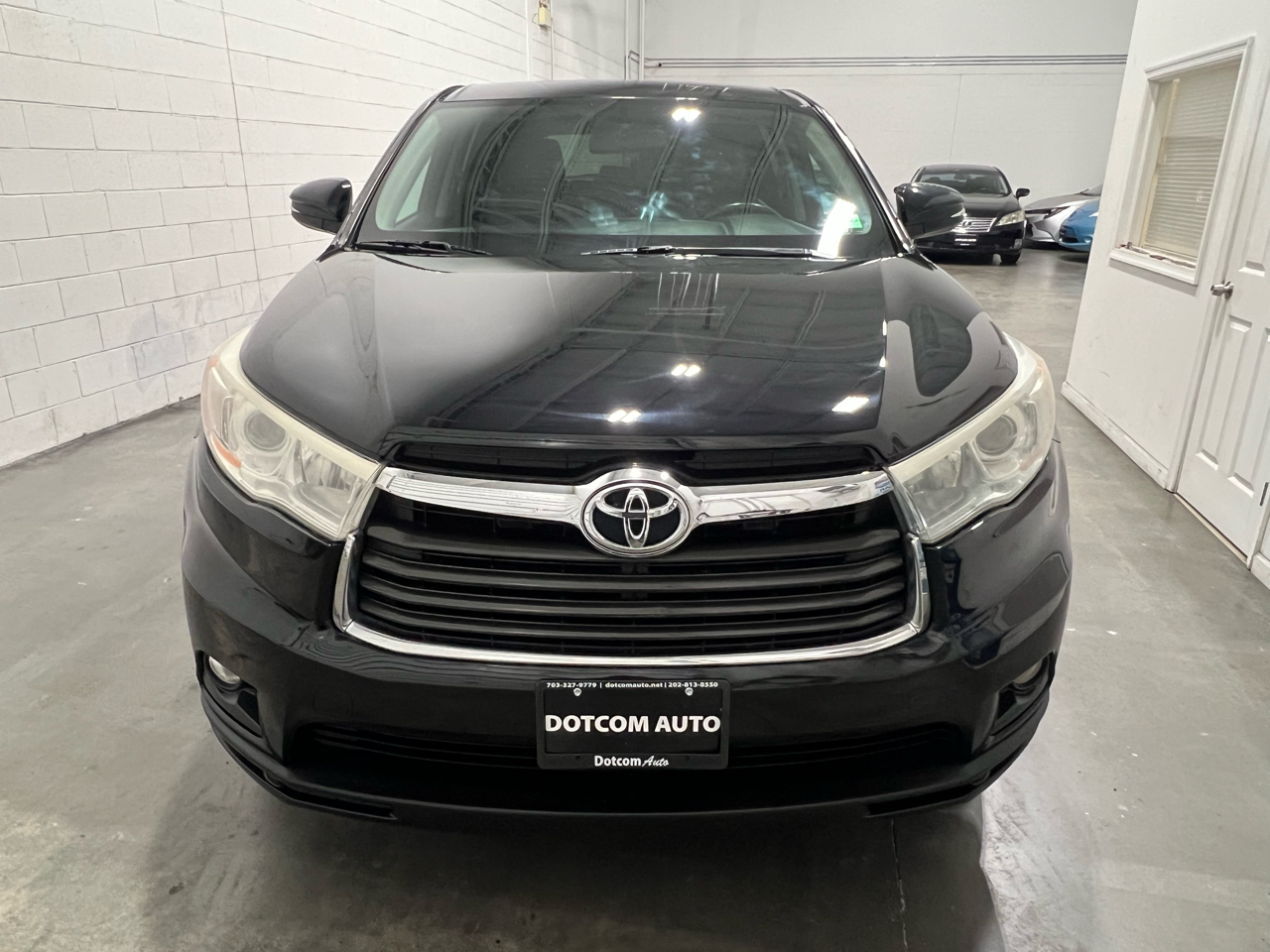Toyota Highlander LE AWD V6 2016
