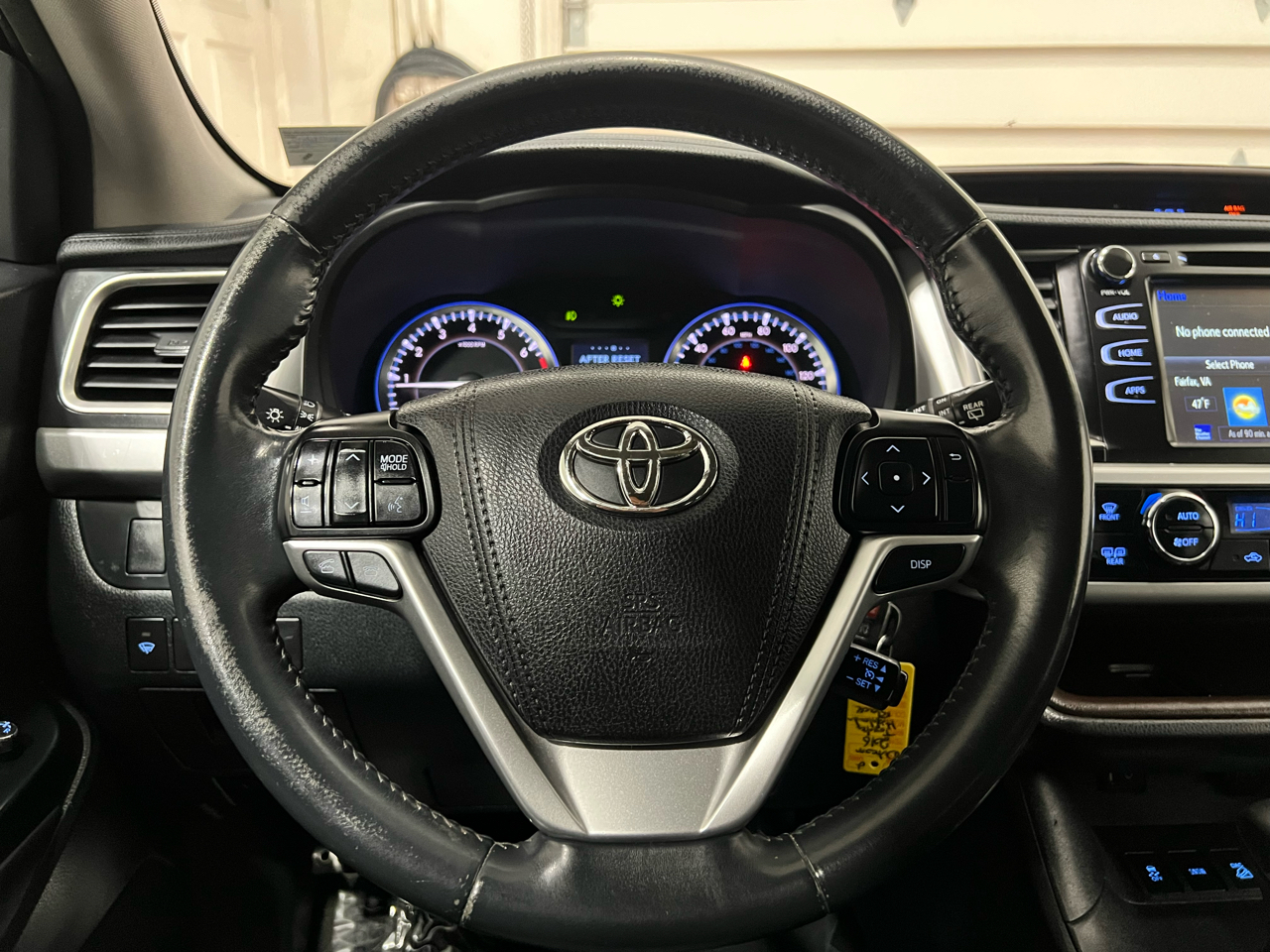 Toyota Highlander LE AWD V6 2016