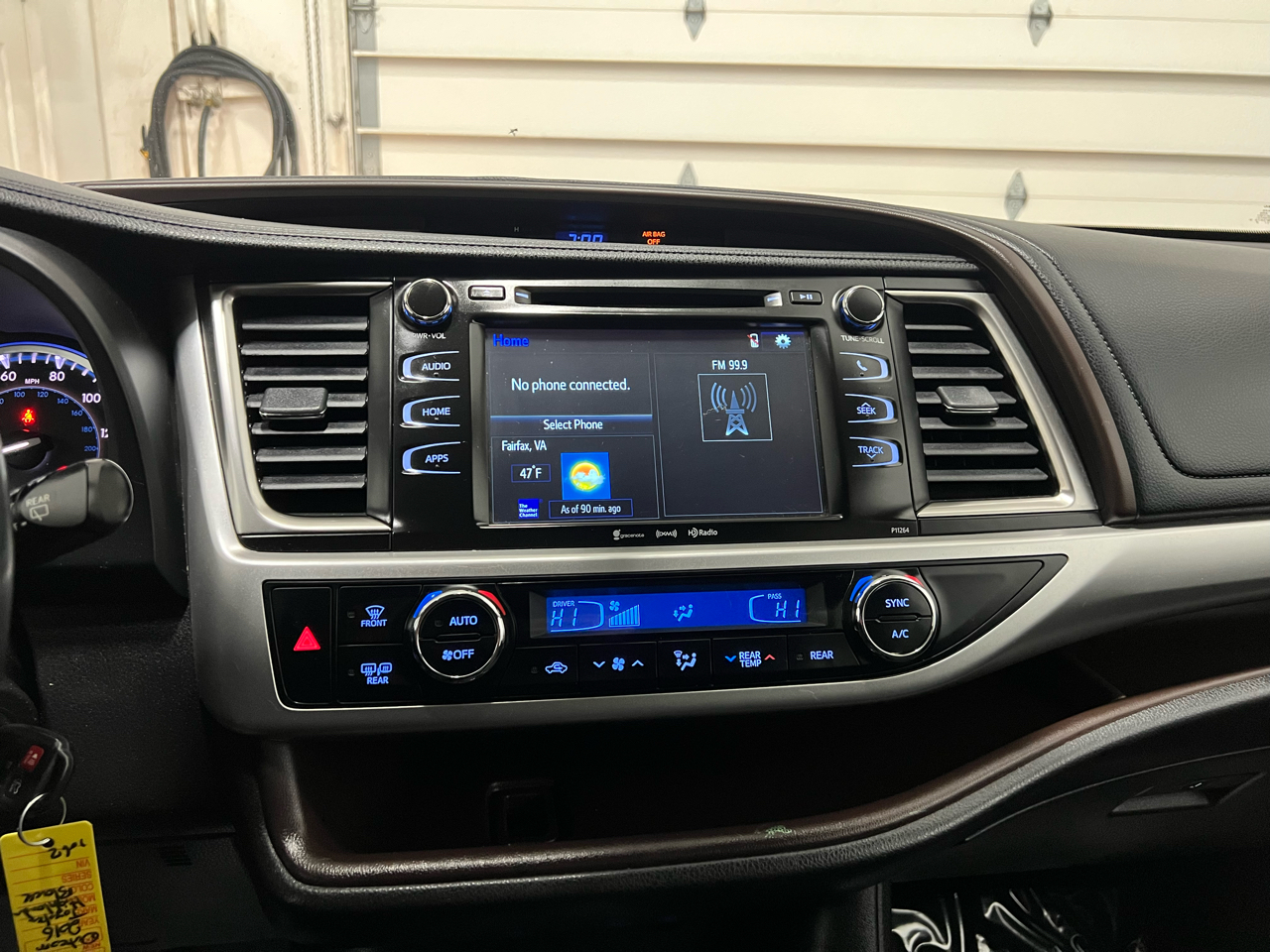 Toyota Highlander LE AWD V6 2016