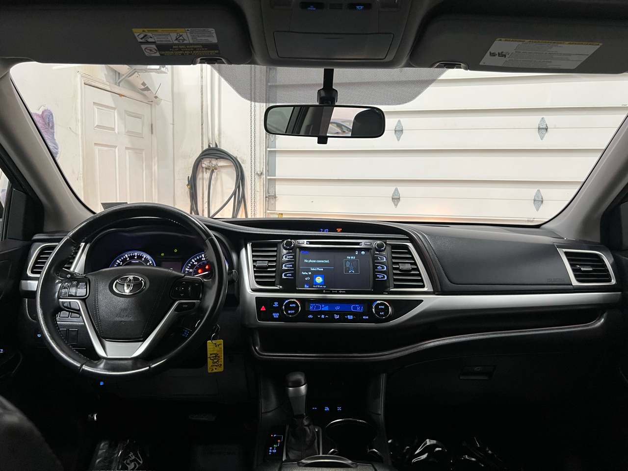 Toyota Highlander LE AWD V6 2016