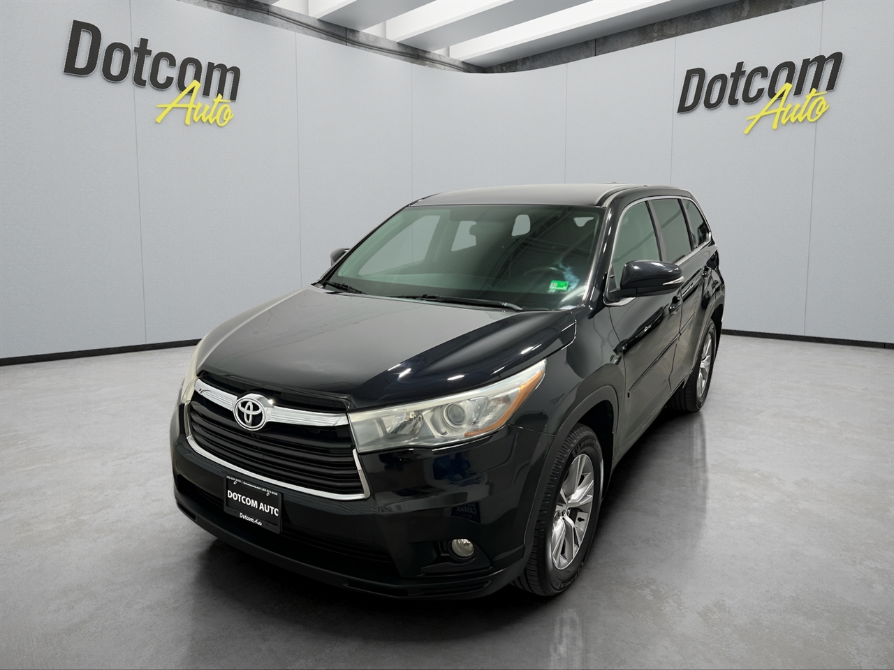 Toyota Highlander LE AWD V6 2016