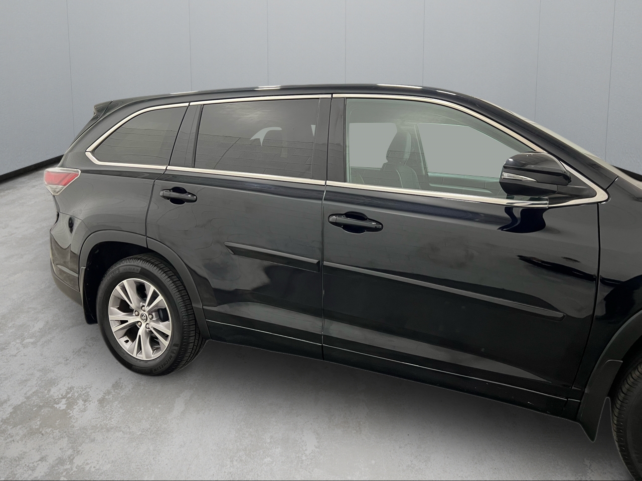 Toyota Highlander LE AWD V6 2016