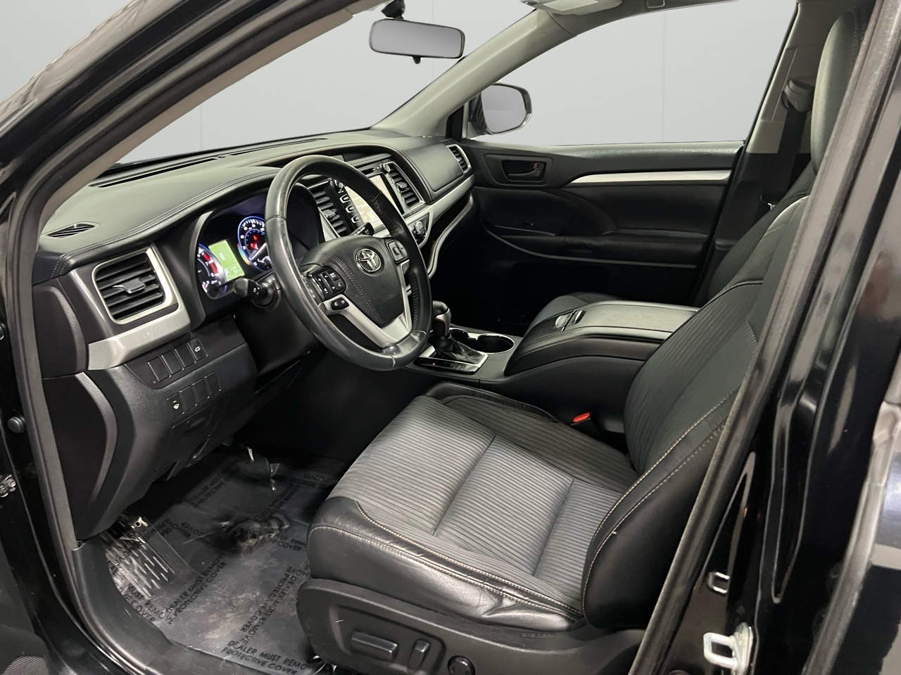 Toyota Highlander LE AWD V6 2016