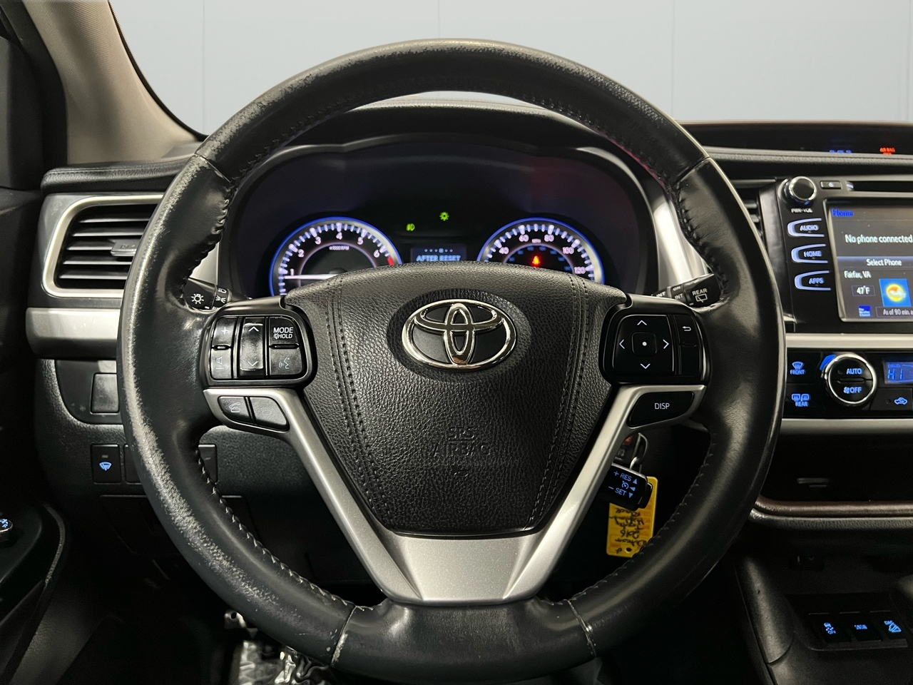 Toyota Highlander LE AWD V6 2016