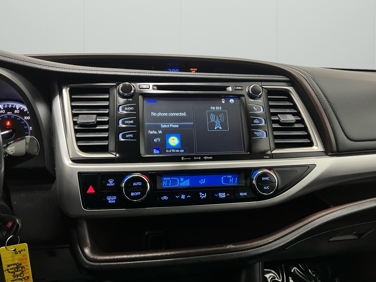 Toyota Highlander LE AWD V6 2016