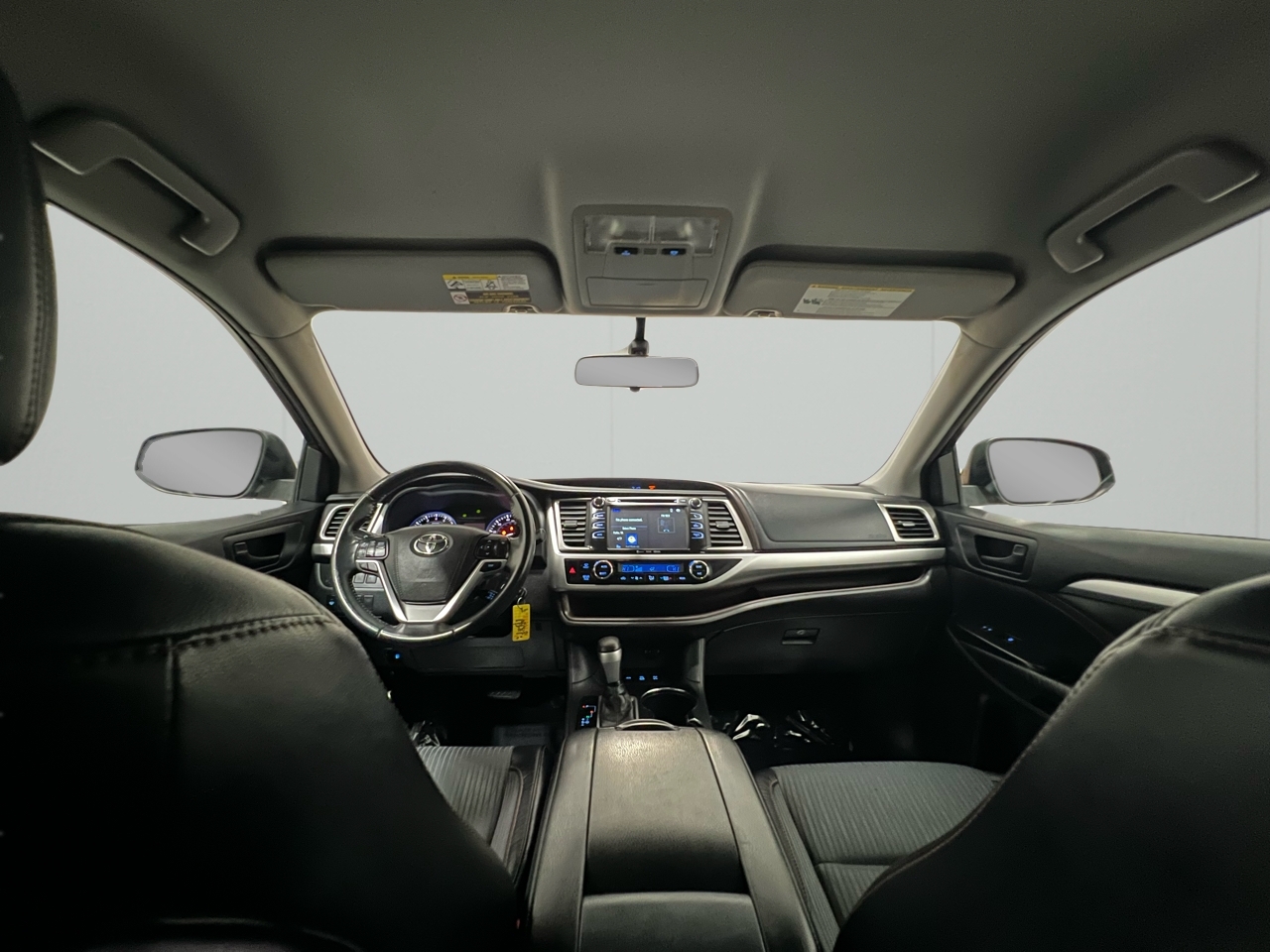 Toyota Highlander LE AWD V6 2016