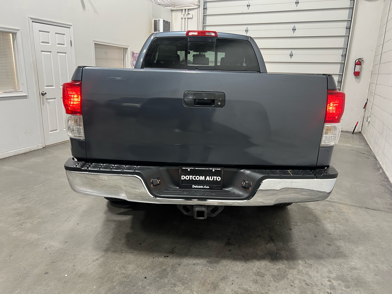 Toyota Tundra Tundra-Grade Double Cab 4.6L 4WD 2010