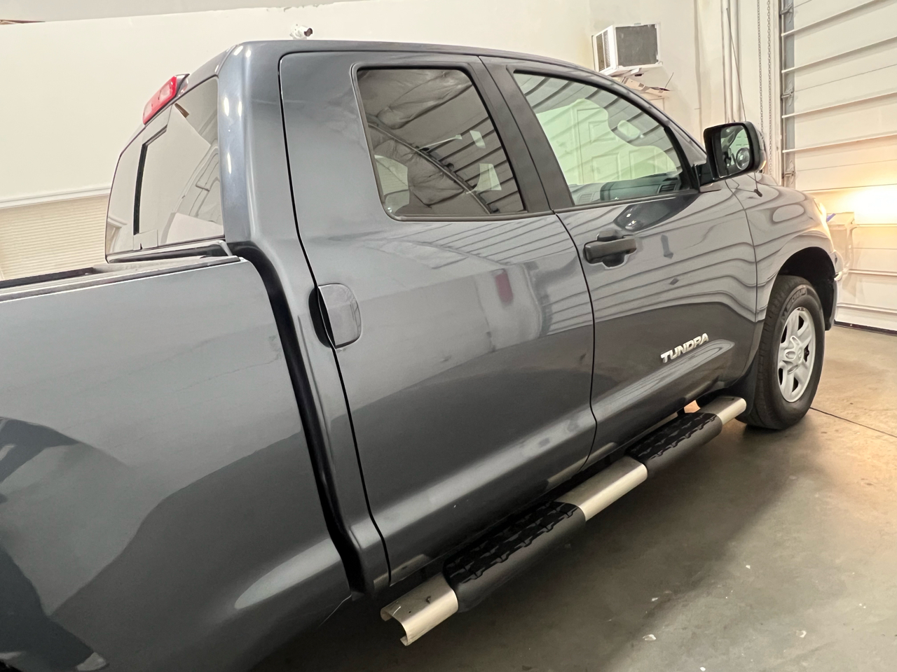 Toyota Tundra Tundra-Grade Double Cab 4.6L 4WD 2010