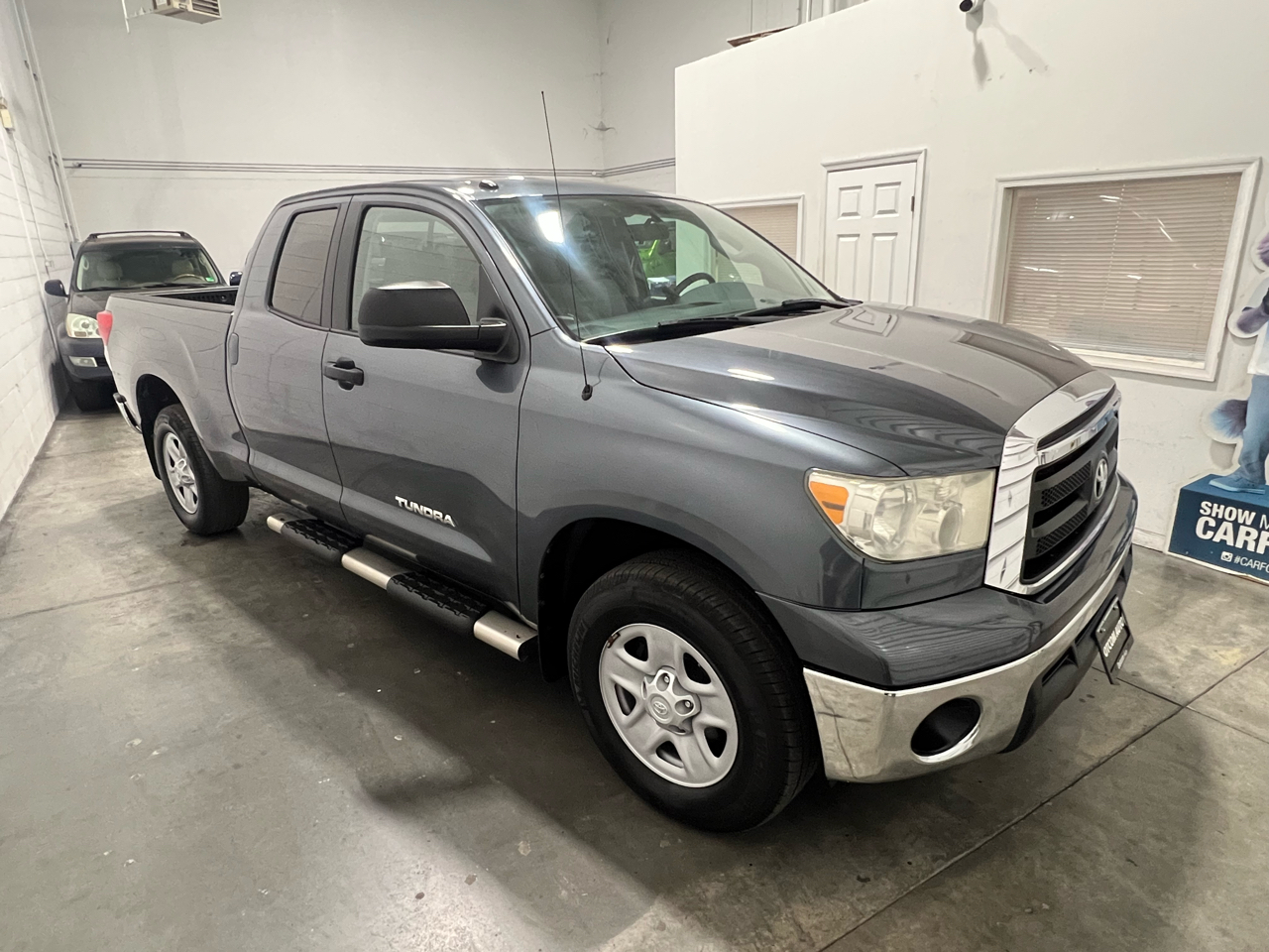 Toyota Tundra Tundra-Grade Double Cab 4.6L 4WD 2010