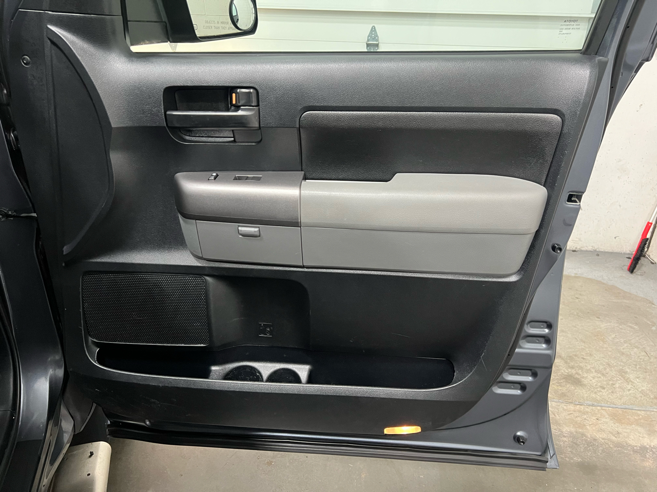 Toyota Tundra Tundra-Grade Double Cab 4.6L 4WD 2010