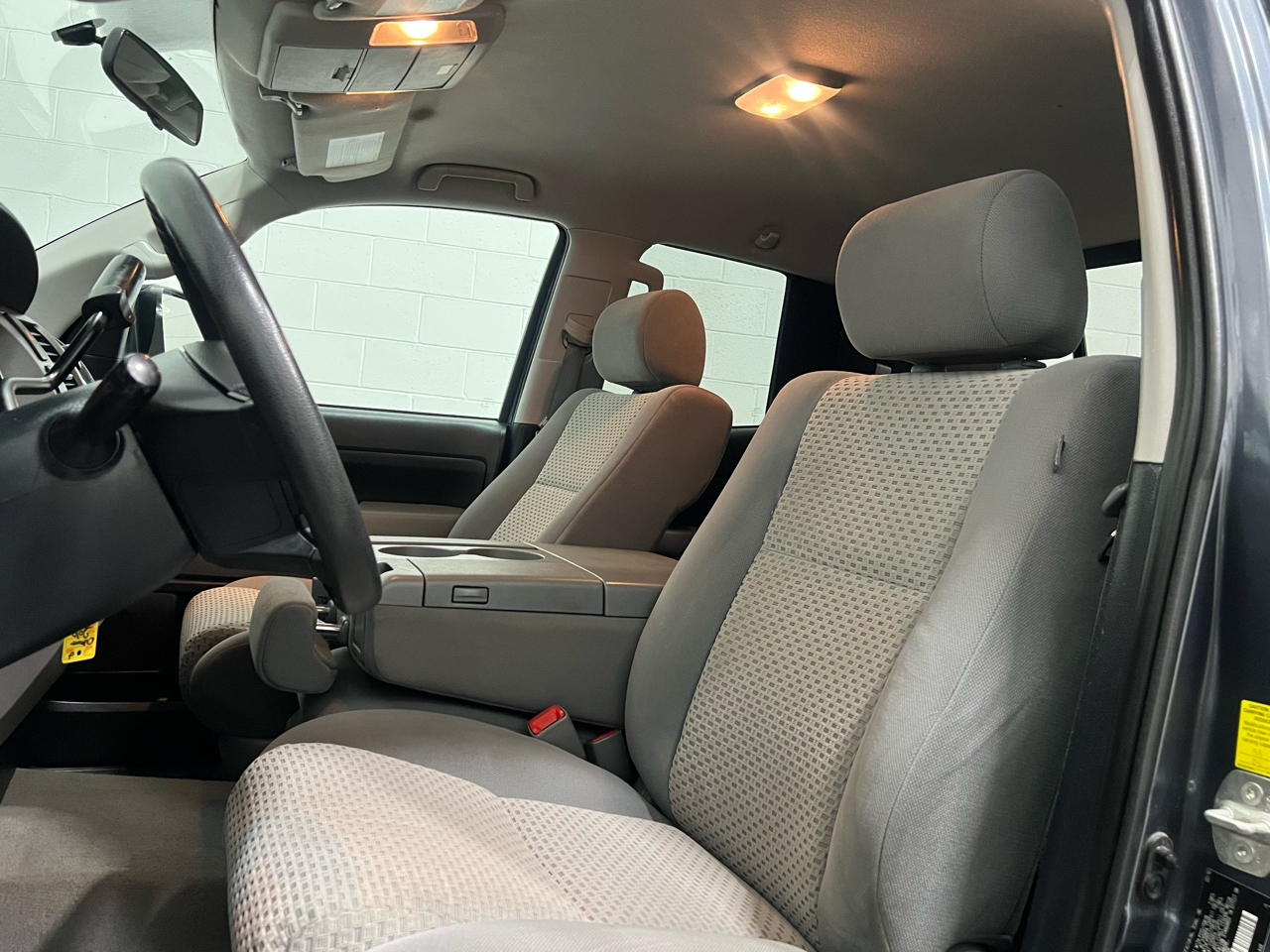 Toyota Tundra Tundra-Grade Double Cab 4.6L 4WD 2010