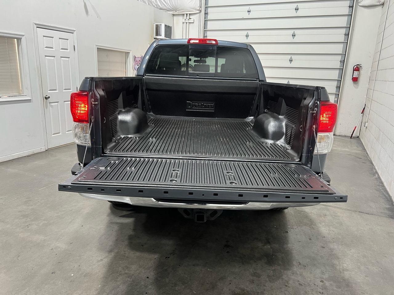 Toyota Tundra Tundra-Grade Double Cab 4.6L 4WD 2010