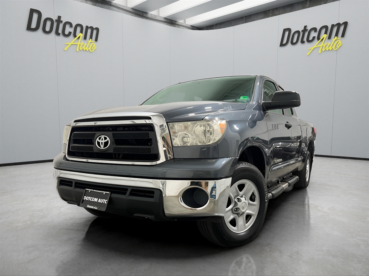 Toyota Tundra Tundra-Grade Double Cab 4.6L 4WD 2010