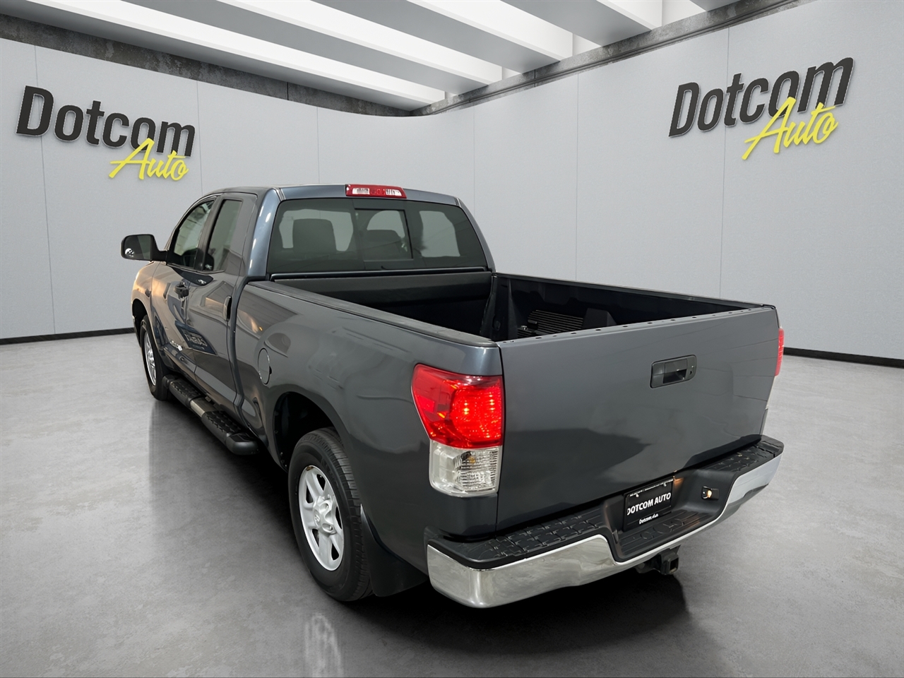 Toyota Tundra Tundra-Grade Double Cab 4.6L 4WD 2010