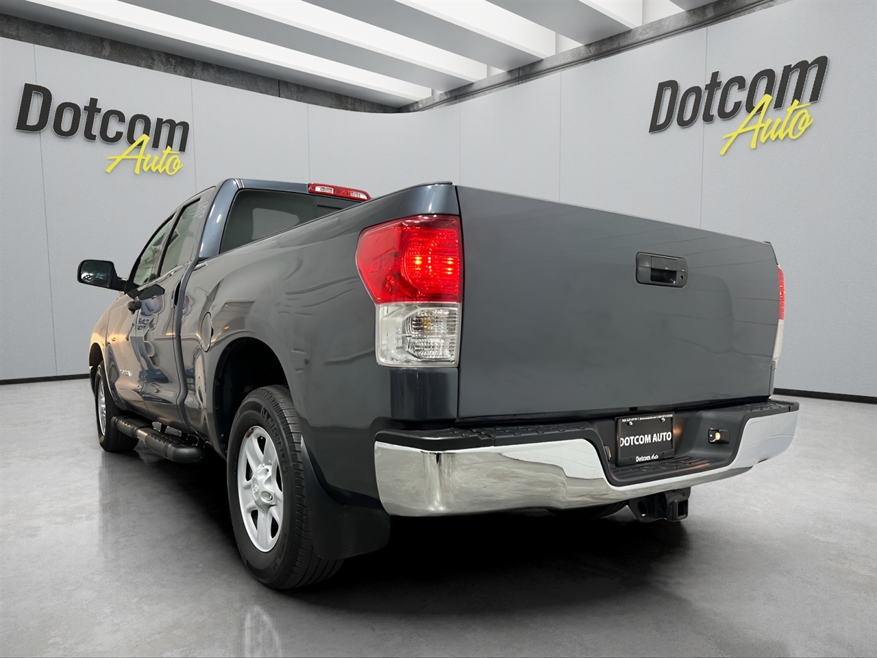 Toyota Tundra Tundra-Grade Double Cab 4.6L 4WD 2010