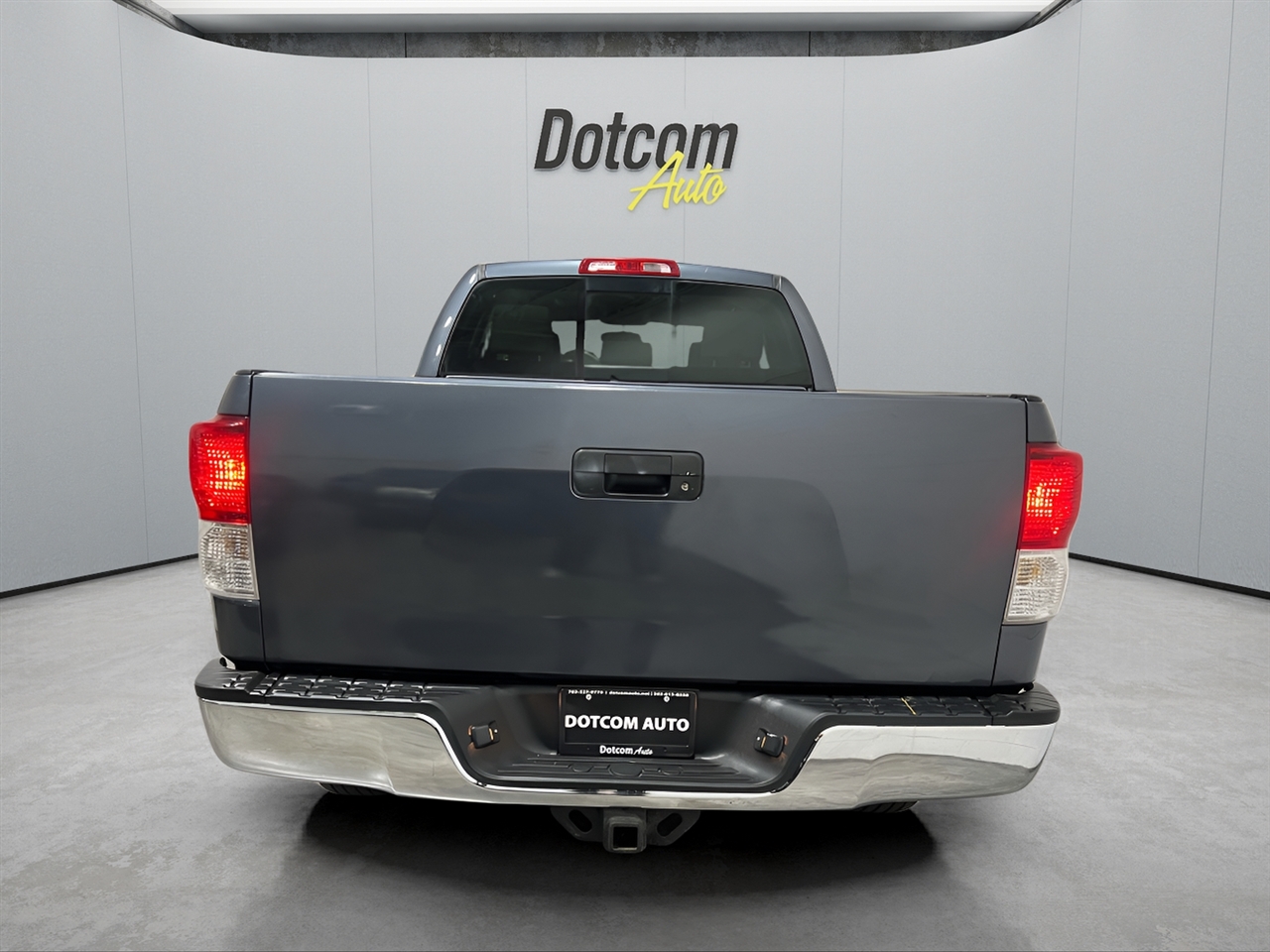 Toyota Tundra Tundra-Grade Double Cab 4.6L 4WD 2010
