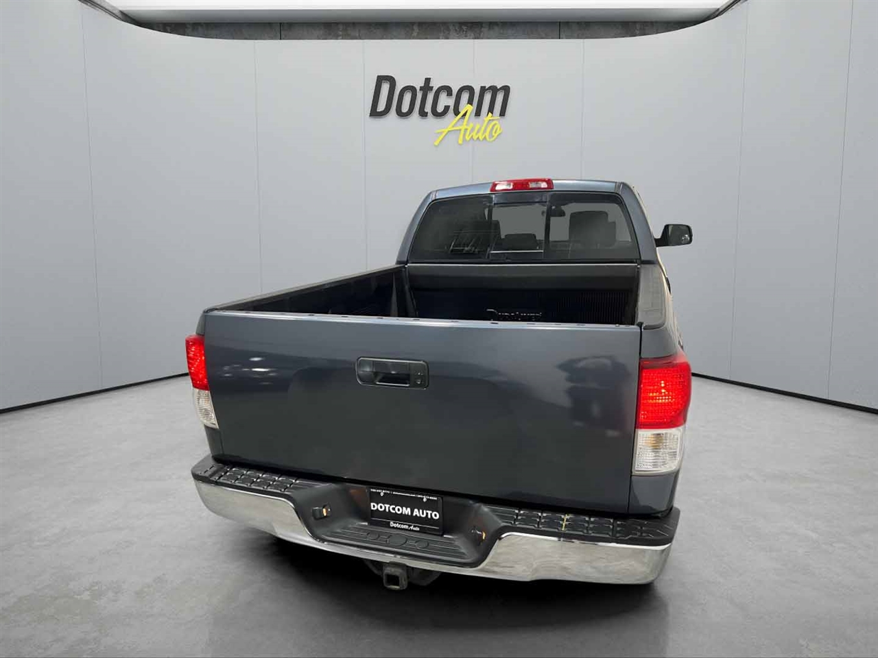 Toyota Tundra Tundra-Grade Double Cab 4.6L 4WD 2010